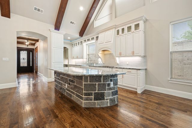 2104 Wellington Street, Greenville, TX 75401