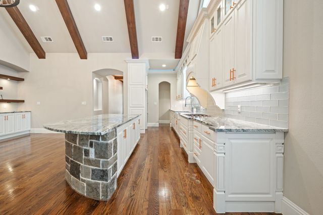 2104 Wellington Street, Greenville, TX 75401