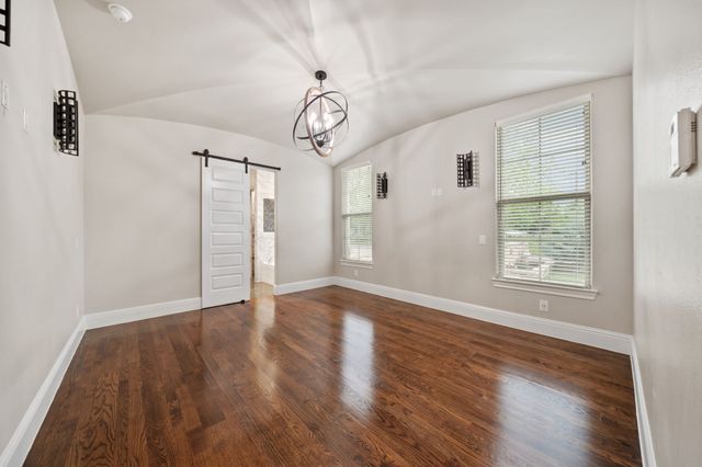 2104 Wellington Street, Greenville, TX 75401