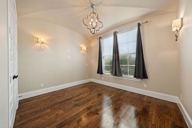 2104 Wellington Street, Greenville, TX 75401