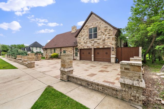 2104 Wellington Street, Greenville, TX 75401