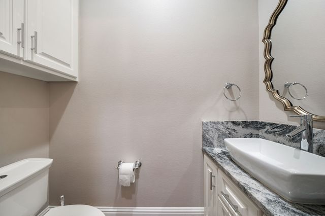 2104 Wellington Street, Greenville, TX 75401