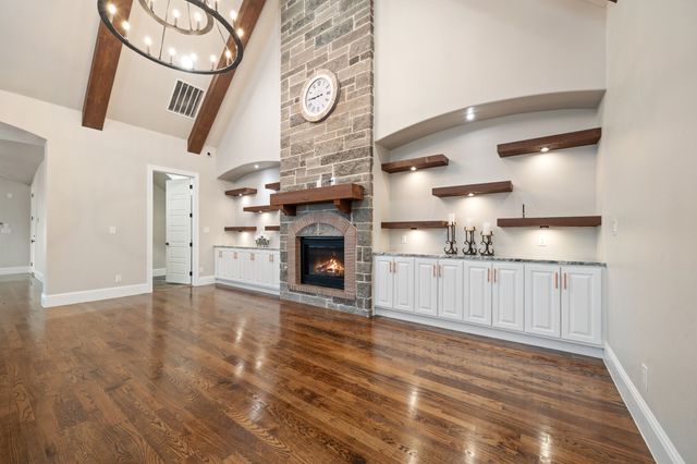 2104 Wellington Street, Greenville, TX 75401