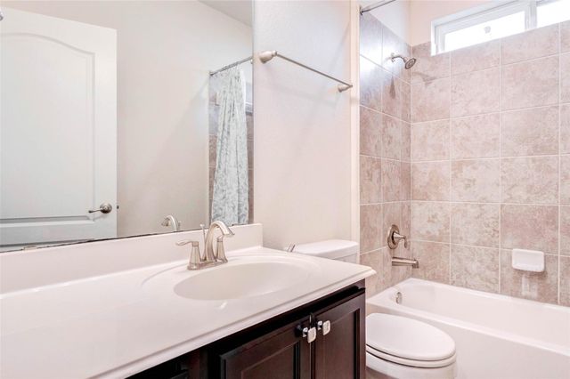 24654 Lakecrest Pine Trail, Katy, TX 77493