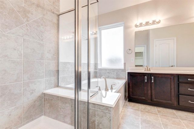 24654 Lakecrest Pine Trail, Katy, TX 77493