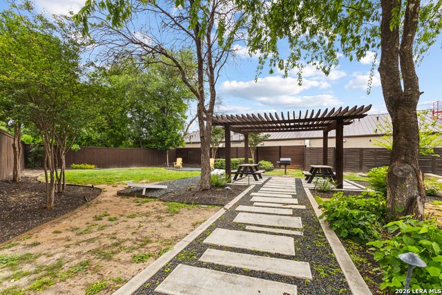 5843 Whitby Rd Unit 39, San Antonio, TX 78240