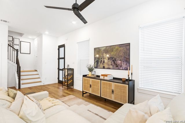 5843 Whitby Rd Unit 39, San Antonio, TX 78240