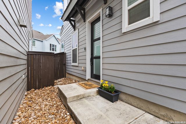 5843 Whitby Rd Unit 39, San Antonio, TX 78240