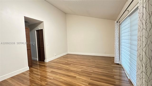 1035 NW 164th Ave 0, Pembroke Pines, FL 33028