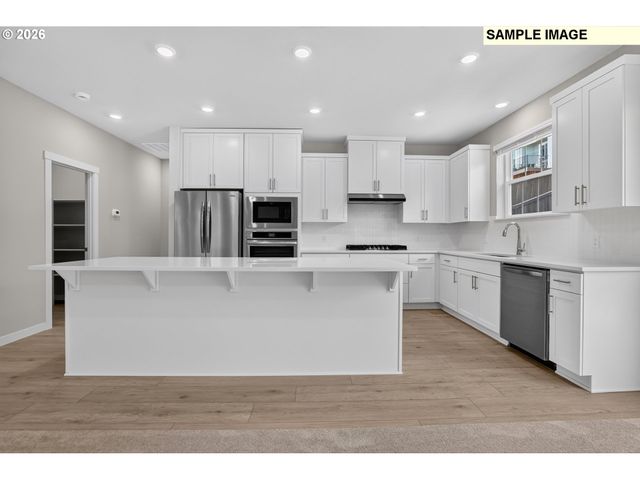 16788 Sw LORIKEET Ln, Beaverton, OR 97007