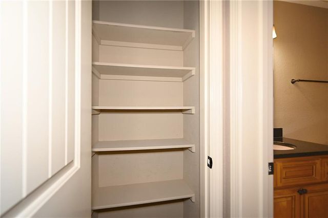 13719 Post Oak Lane, Platte City, MO 64079