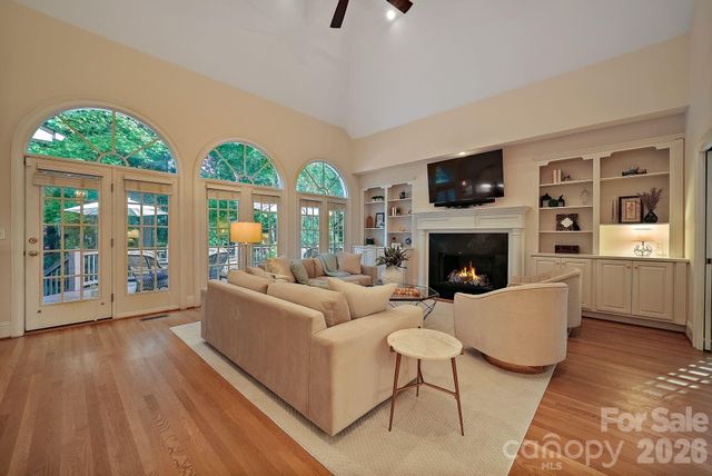 10917 Lederer Avenue, Charlotte, NC 28277