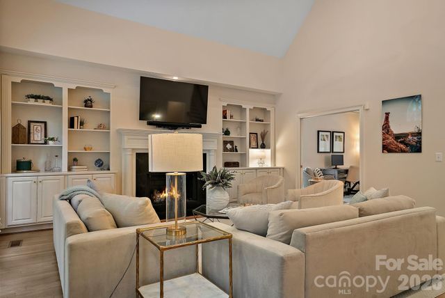 10917 Lederer Avenue, Charlotte, NC 28277