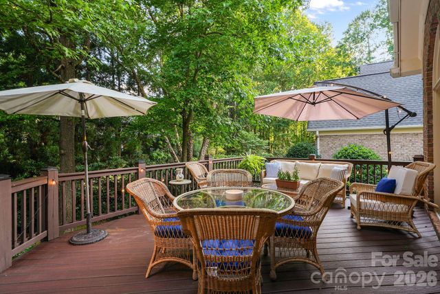 10917 Lederer Avenue, Charlotte, NC 28277