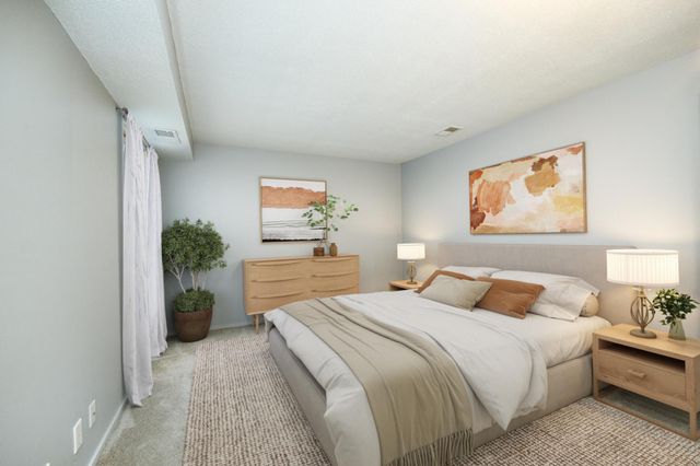 6423 Colony Way 2G, Edina, MN 55435