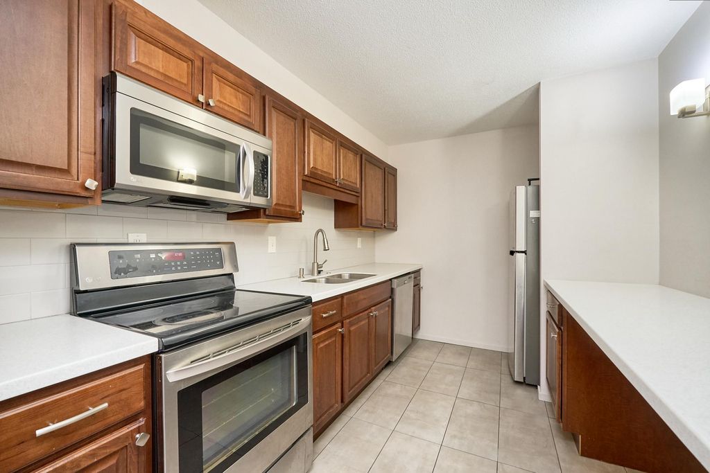 6423 Colony Way 2G, Edina, MN 55435 — photo 5