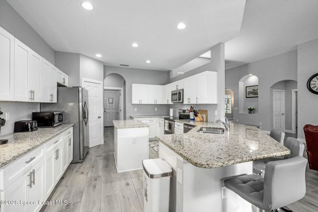 382 Eldron Boulevard NE, Palm Bay, FL 32907