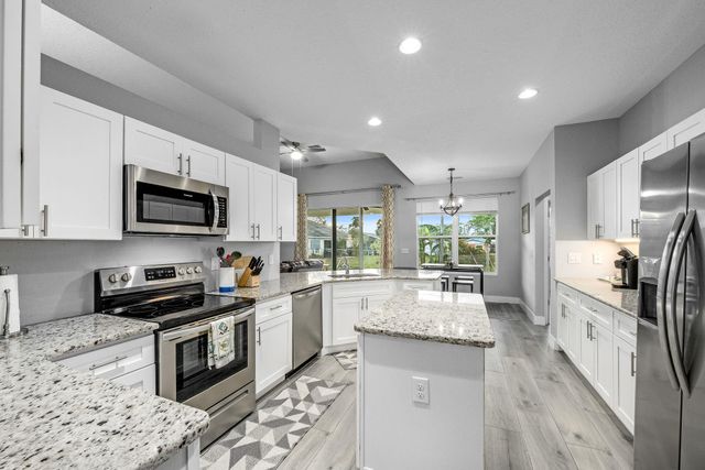 382 Eldron Boulevard NE, Palm Bay, FL 32907