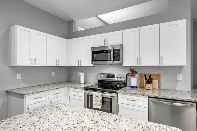 382 Eldron Boulevard NE, Palm Bay, FL 32907