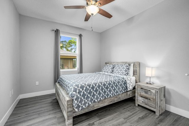 382 Eldron Boulevard NE, Palm Bay, FL 32907