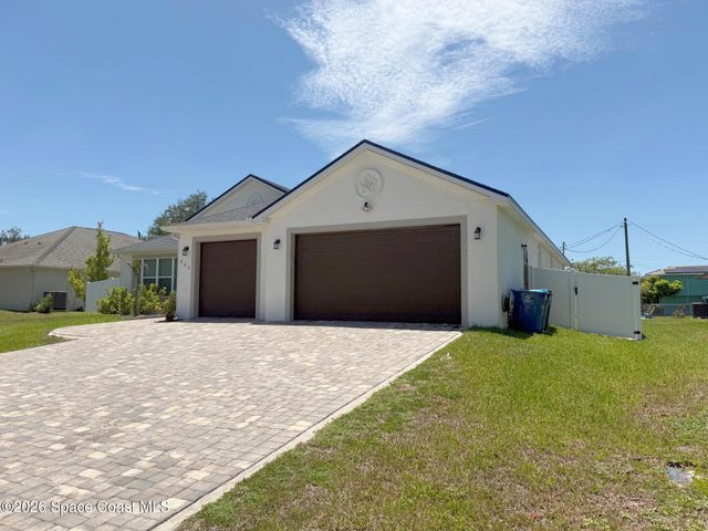 382 Eldron Boulevard NE, Palm Bay, FL 32907