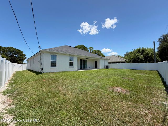 382 Eldron Boulevard NE, Palm Bay, FL 32907