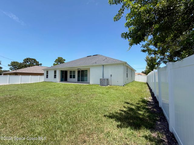 382 Eldron Boulevard NE, Palm Bay, FL 32907