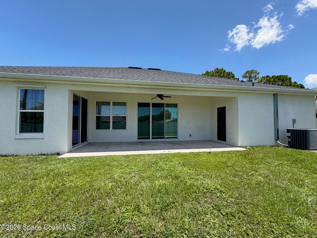 382 Eldron Boulevard NE, Palm Bay, FL 32907