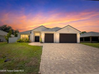 382 Eldron Boulevard NE, Palm Bay, FL 32907