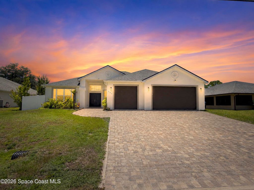 382 Eldron Boulevard NE, Palm Bay, FL 32907