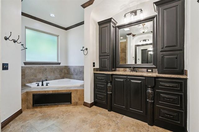 14474 Terra Vita Drive, Edmond, OK 73034