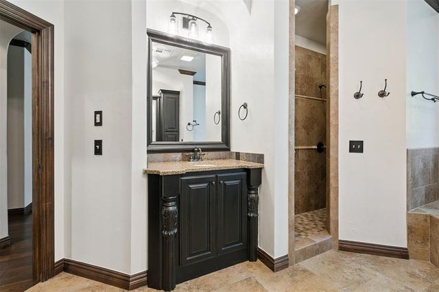 14474 Terra Vita Drive, Edmond, OK 73034