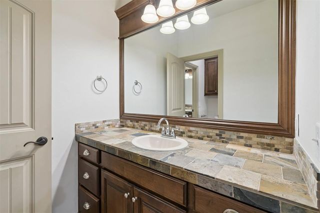 14474 Terra Vita Drive, Edmond, OK 73034