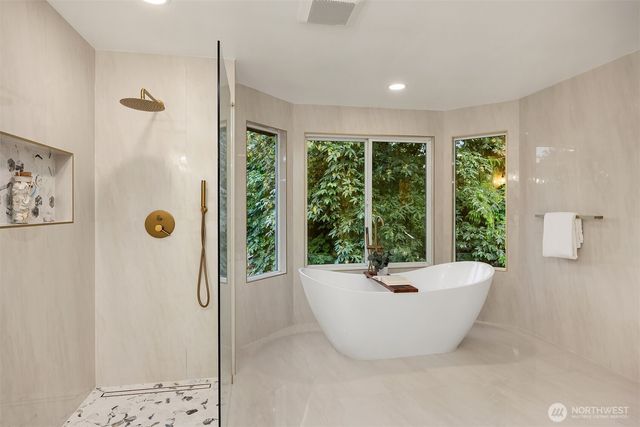 22213 NE 31st Street, Sammamish, WA 98074