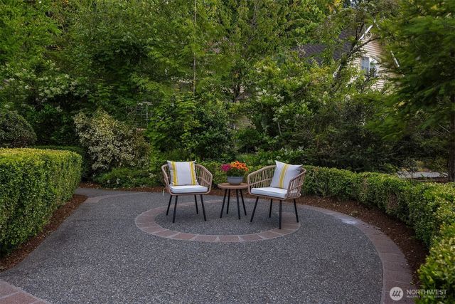22213 NE 31st Street, Sammamish, WA 98074