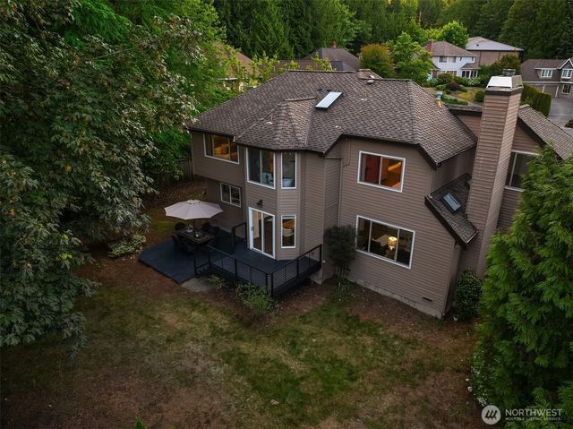 22213 NE 31st Street, Sammamish, WA 98074