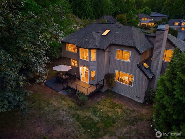 22213 NE 31st Street, Sammamish, WA 98074