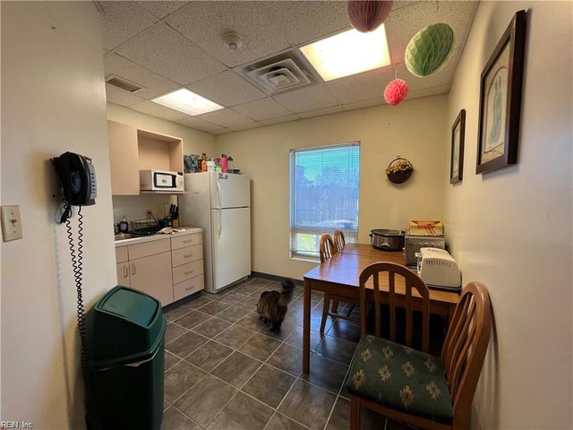 2451 Lake Cohoon RD, Suffolk, VA 23434