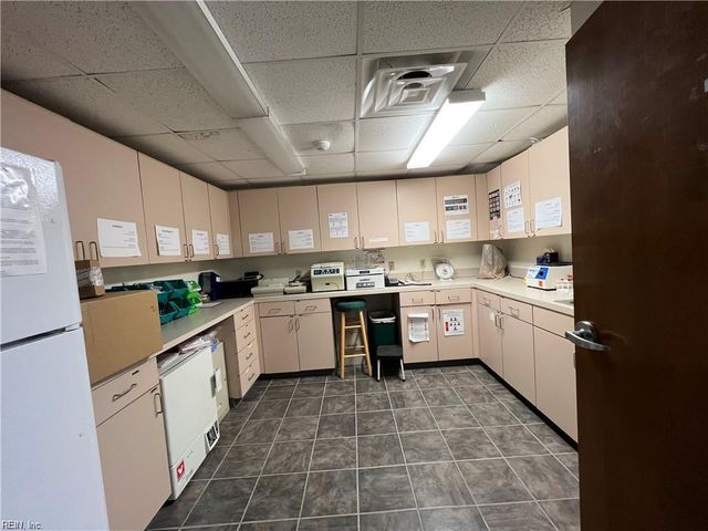 2451 Lake Cohoon RD, Suffolk, VA 23434