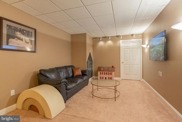 1078 STILLWOOD CIR, Lititz, PA 17543