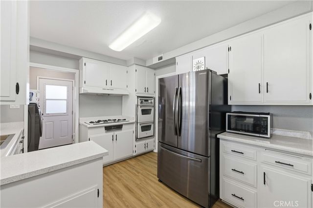 1310 W Avenue H10, Lancaster, CA 93534