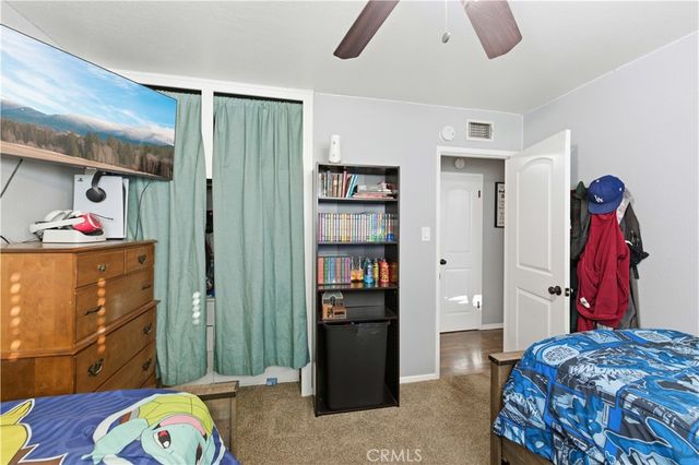 1310 W Avenue H10, Lancaster, CA 93534