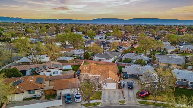 1310 W Avenue H10, Lancaster, CA 93534