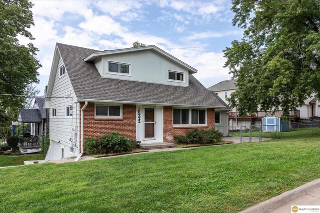 3222 S 59th Street, Omaha, NE 68106
