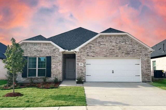 560 Oak Creek Drive, Lavon, TX 75166