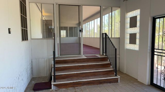 47832 N 18th Avenue, New River, AZ 85087
