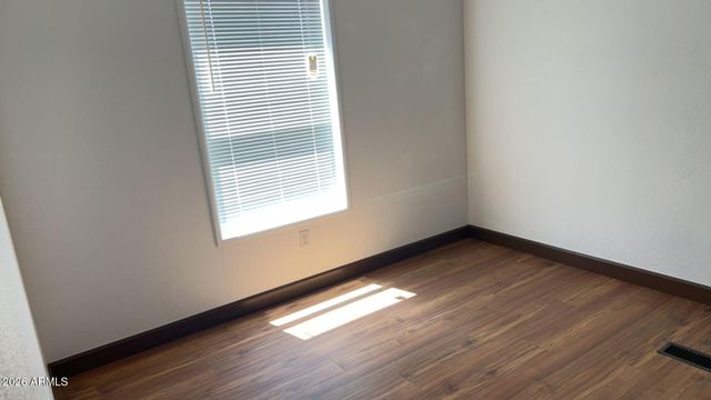 47832 N 18th Avenue, New River, AZ 85087