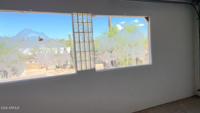47832 N 18th Avenue, New River, AZ 85087