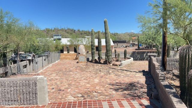 47832 N 18th Avenue, New River, AZ 85087