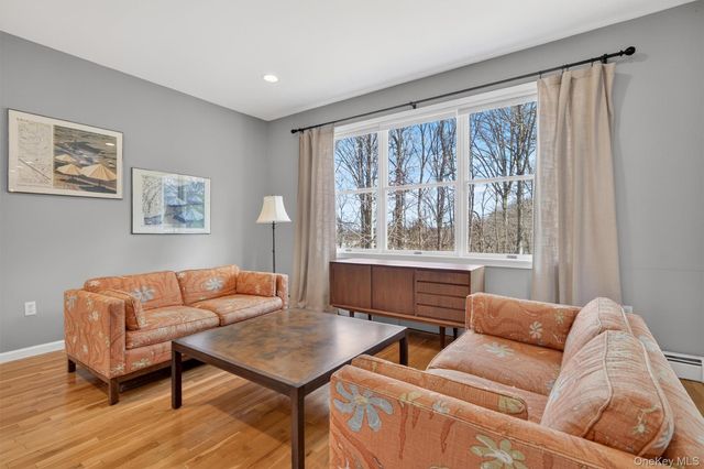 564 Route 304, Bardonia, NY 10954